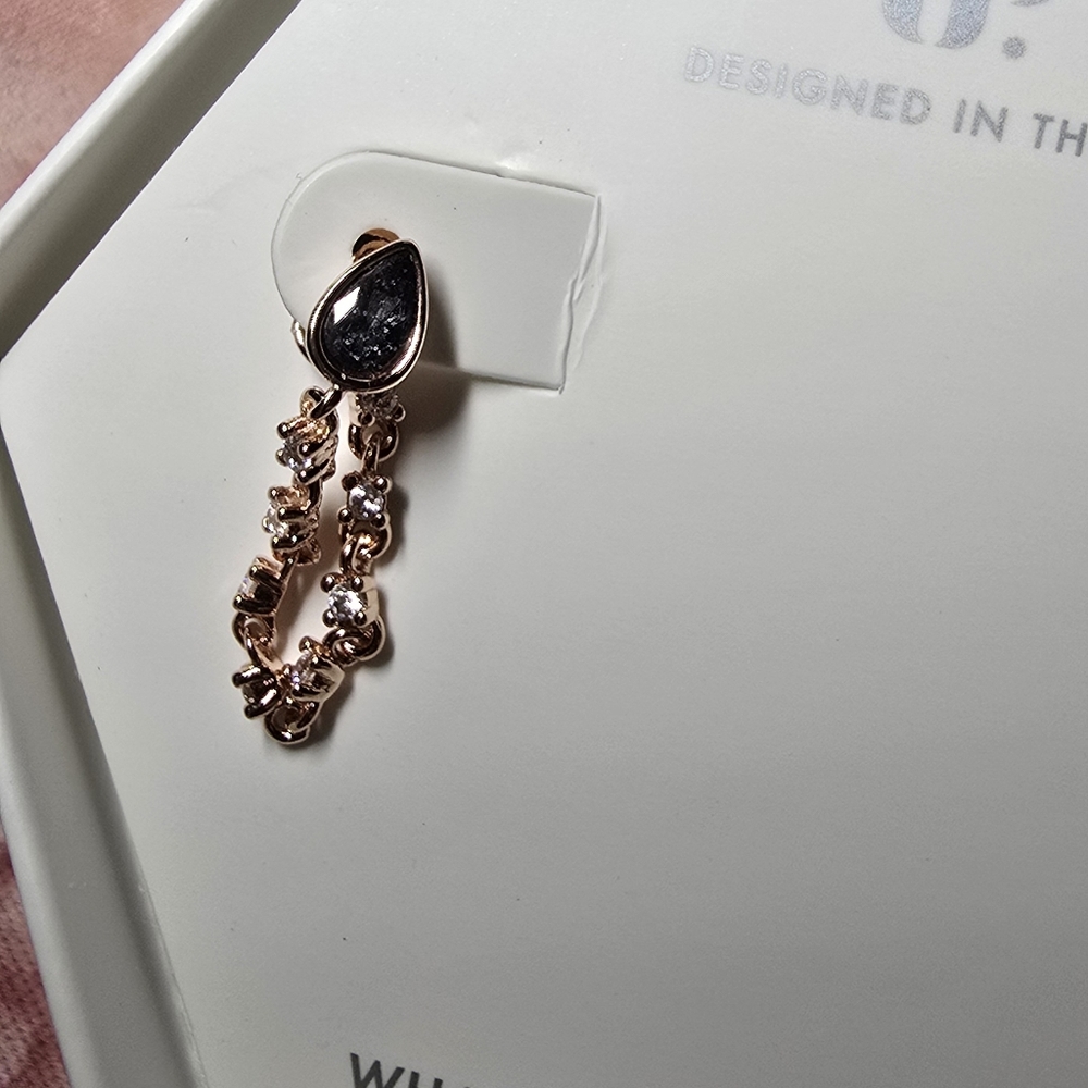 Gold and Black Intricate Earings